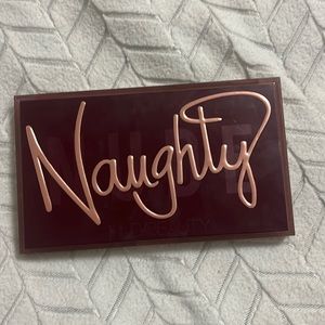 Huda beauty naughty nudes palette